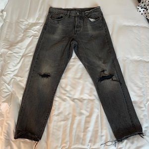 Black levi jeans cropped